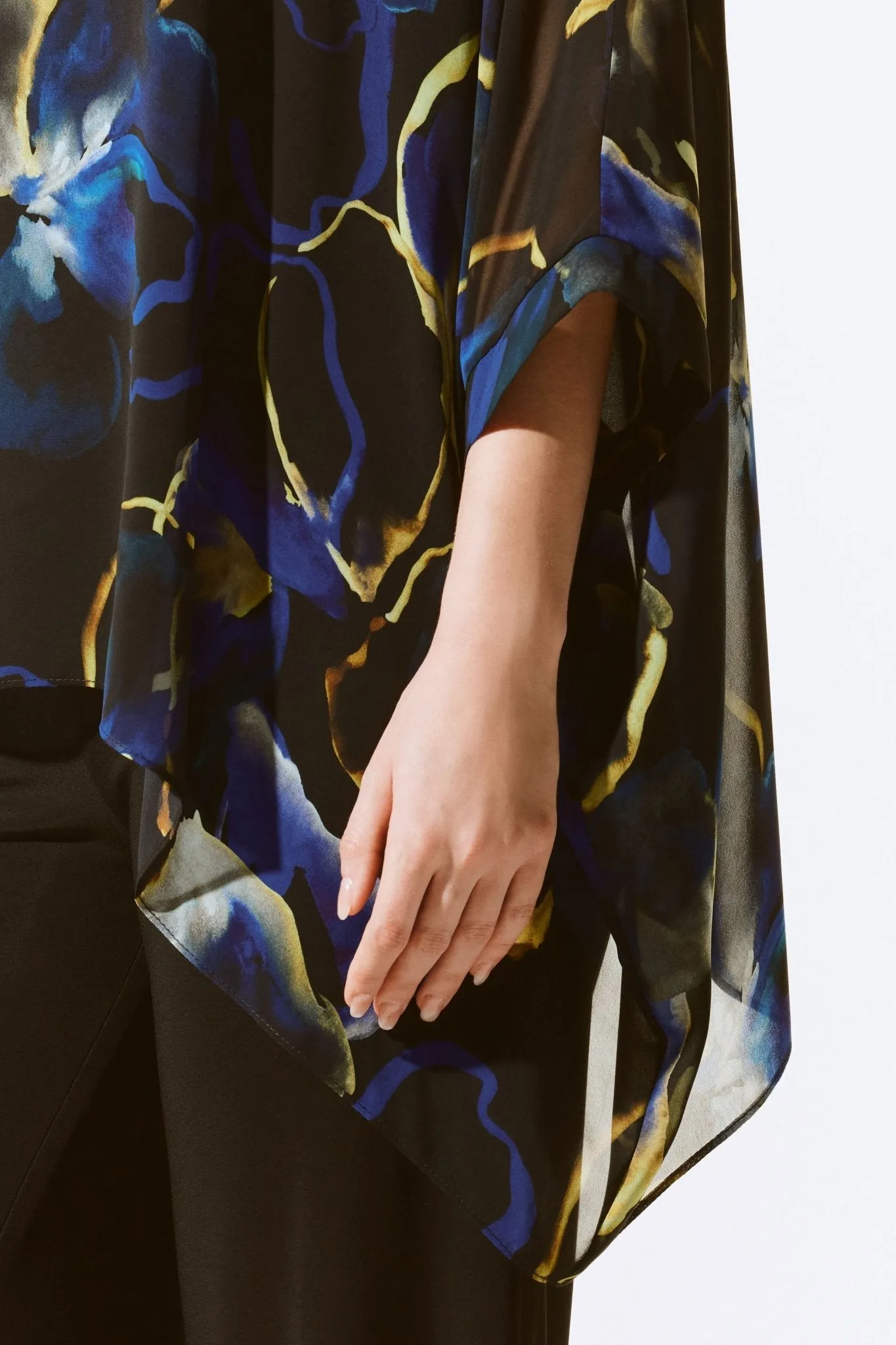Floral Print Chiffon Poncho Top